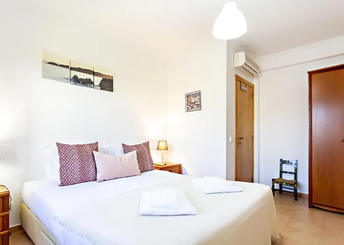 Casa Correia - Charming Holidays House *