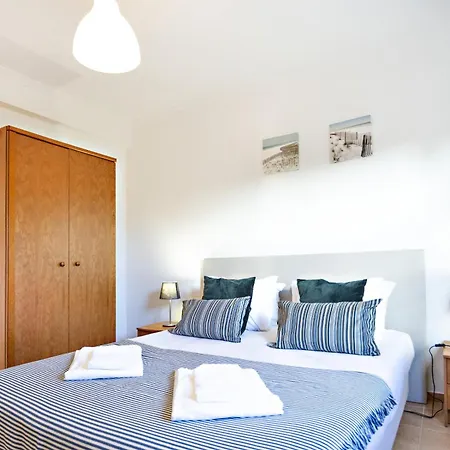 Casa Correia - Charming Holidays House بيت للعطل *